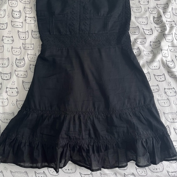 Reformation Maeve Dress - Picture 4 of 11